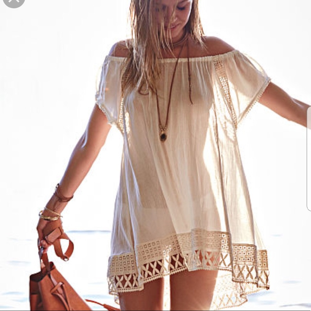 Victoria’s Secret Ivory Tunic Cover-up (L)